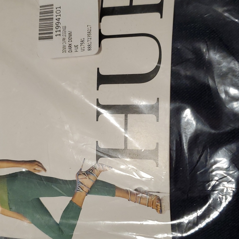 Hue - Blue Capri Leggings - 2 - Pair Bundle 🥳